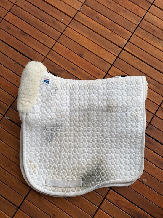 Mattes Other - white Mattes Euro-Fit Pad- Dressage with Sheepskin size large